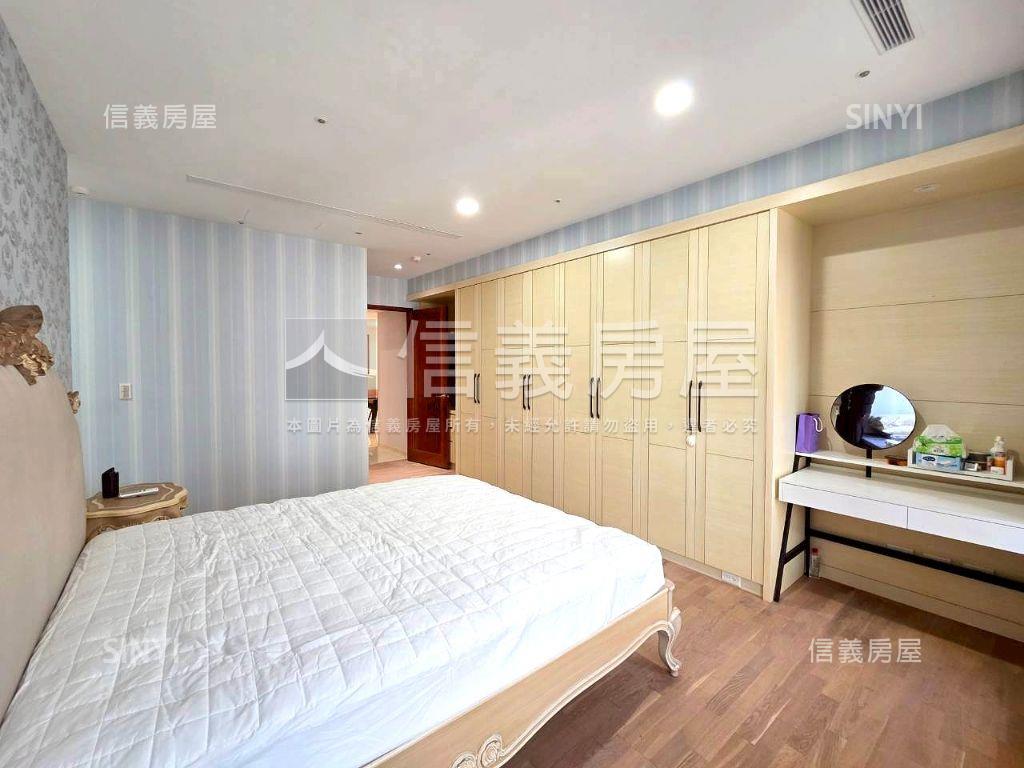 鄰歌劇院四房雙主臥裝潢戶房屋室內格局與周邊環境