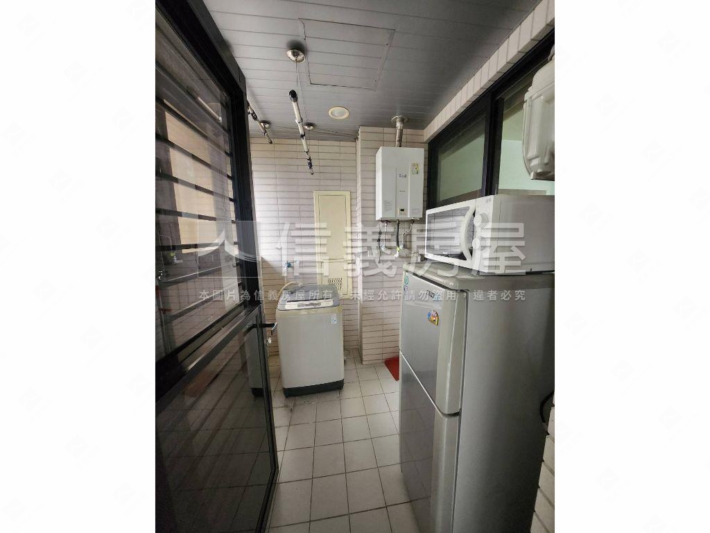 寶徠花園稀有兩房車位房屋室內格局與周邊環境
