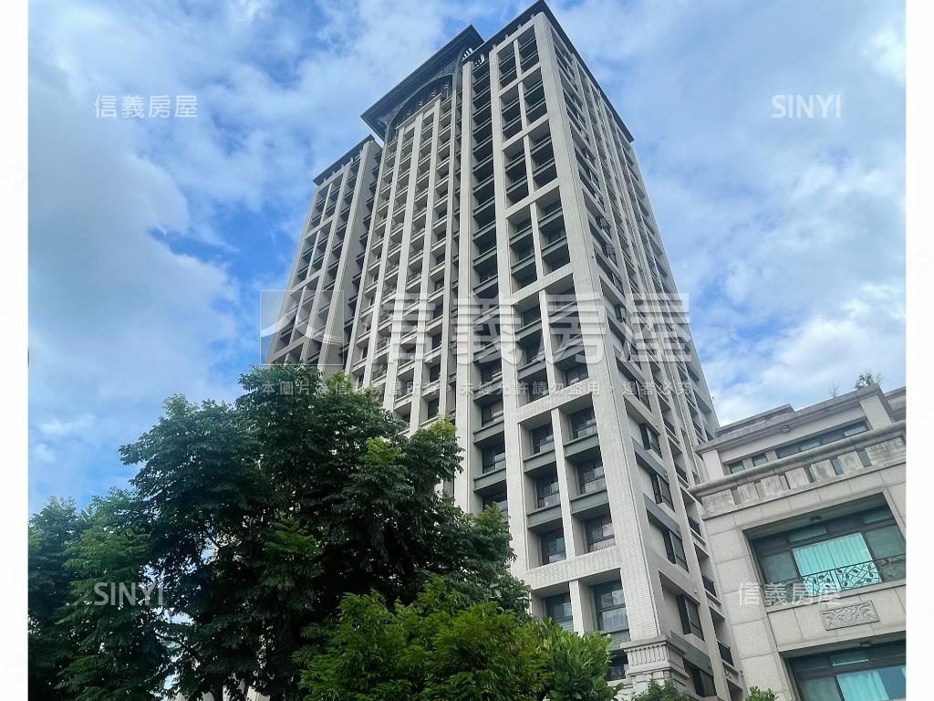 近高鐵寶徠花園兩房車位房屋室內格局與周邊環境