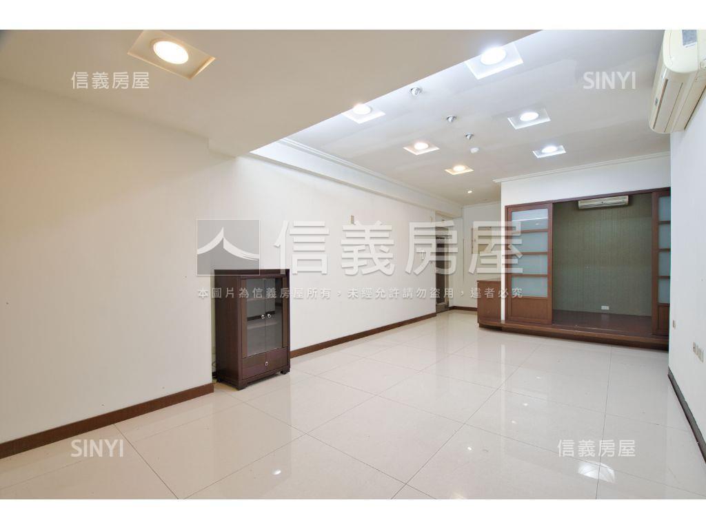 東門金華靜巷一樓三房車位房屋室內格局與周邊環境