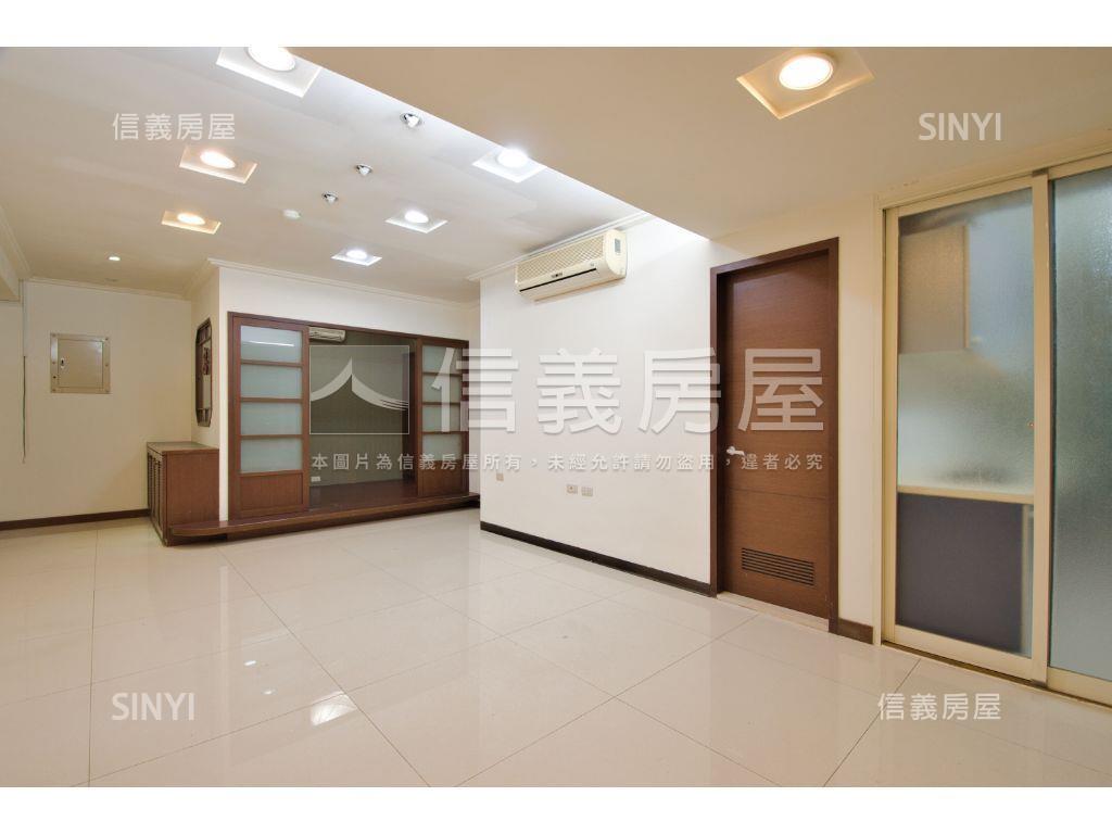 東門金華靜巷一樓三房車位房屋室內格局與周邊環境