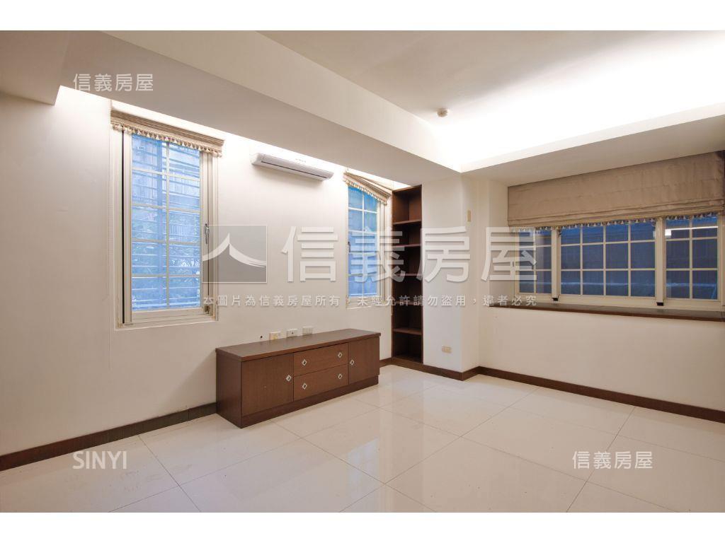 東門金華靜巷一樓三房車位房屋室內格局與周邊環境