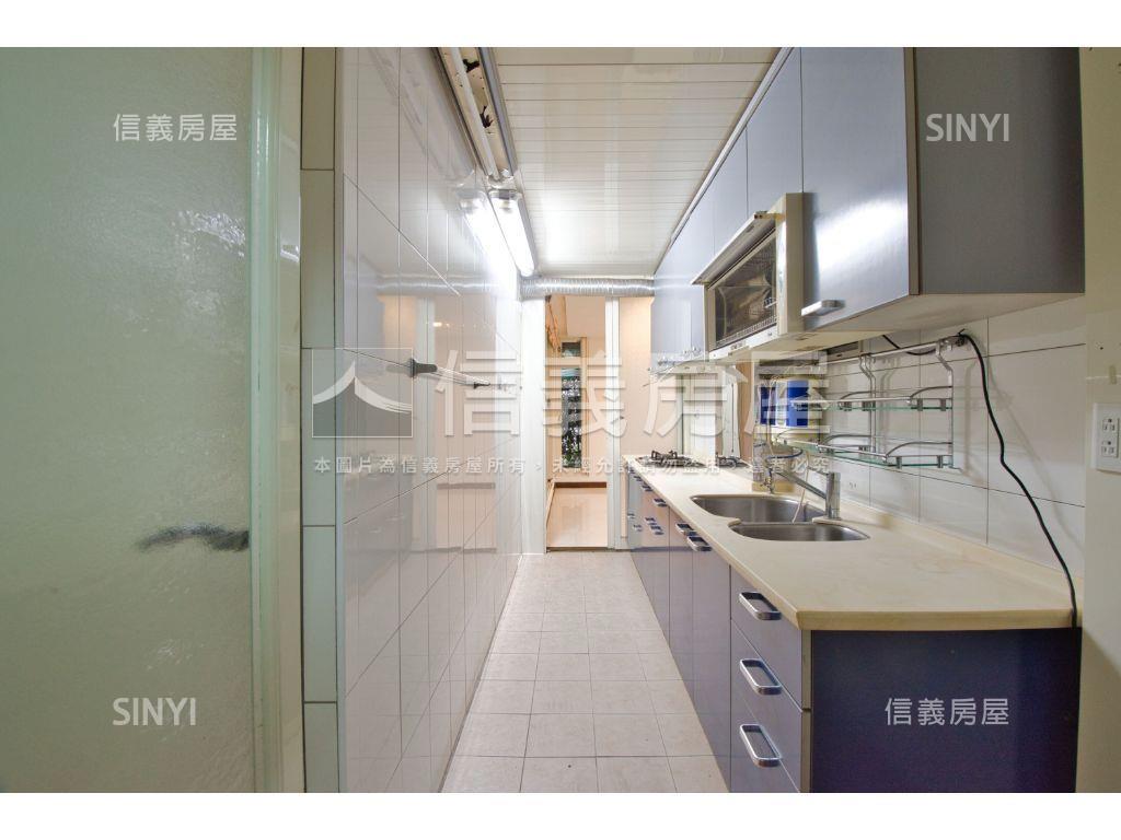 東門金華靜巷一樓三房車位房屋室內格局與周邊環境