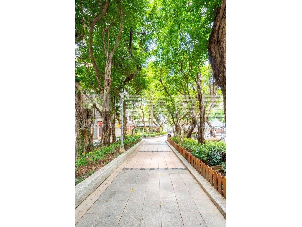 東門金華靜巷一樓三房車位房屋室內格局與周邊環境