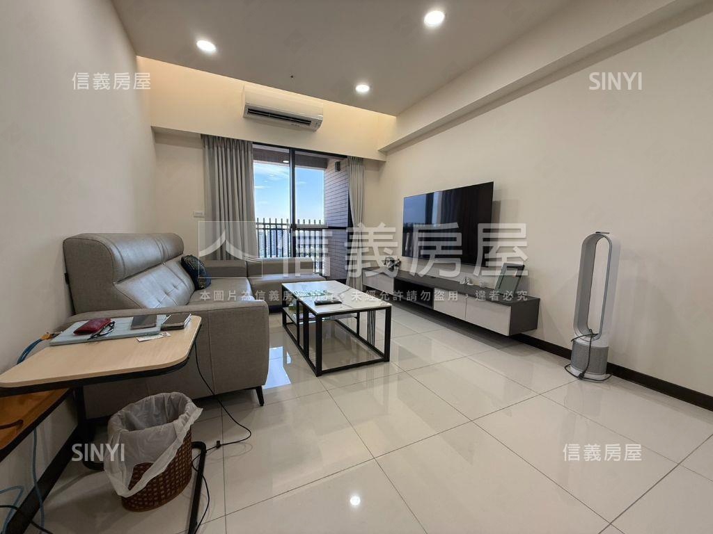 新東區稀有朝南三房平車房屋室內格局與周邊環境