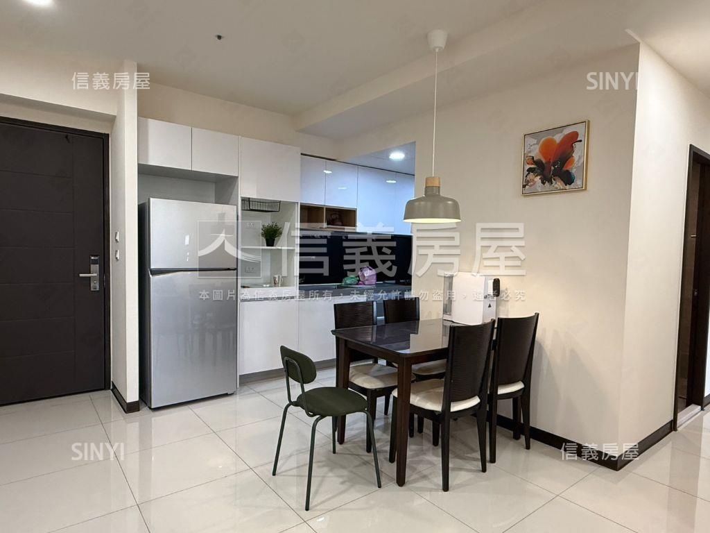 新東區稀有朝南三房平車房屋室內格局與周邊環境