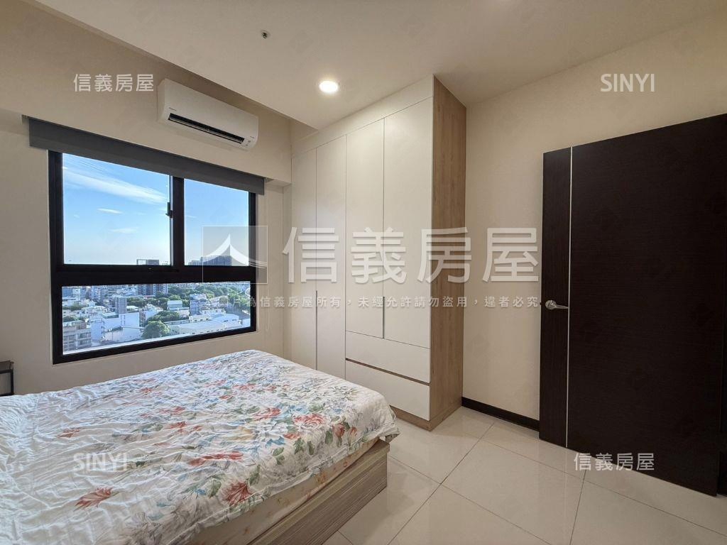 新東區稀有朝南三房平車房屋室內格局與周邊環境