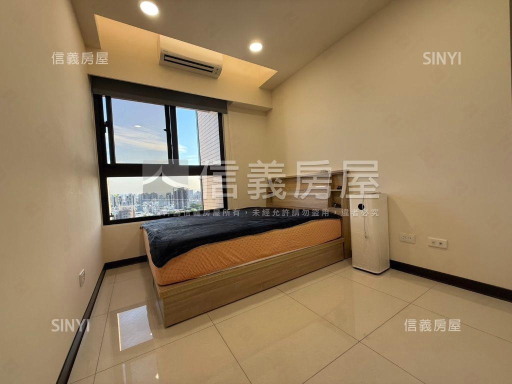 新東區稀有朝南三房平車房屋室內格局與周邊環境