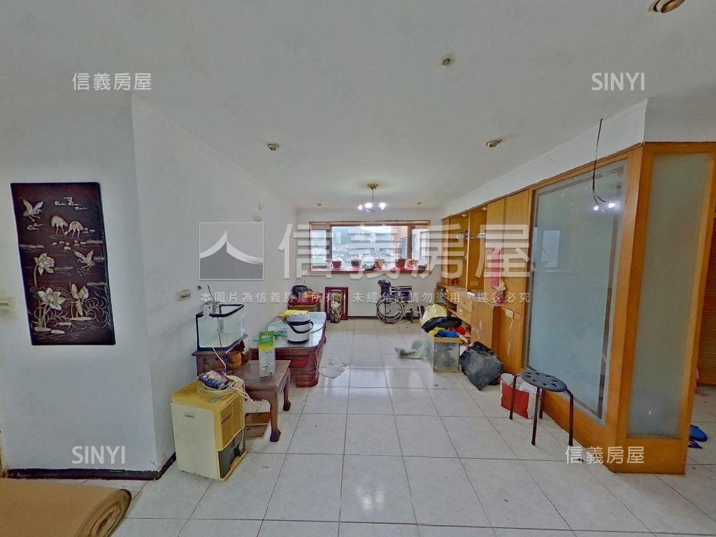 蛇來運轉層峰景觀您的江山房屋室內格局與周邊環境