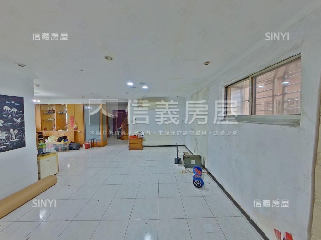 蛇來運轉層峰景觀您的江山房屋室內格局與周邊環境
