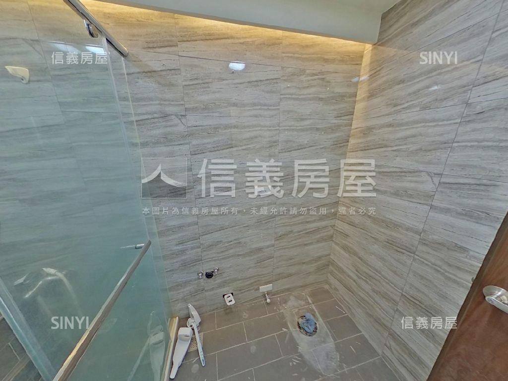 蛇來運轉層峰景觀您的江山房屋室內格局與周邊環境
