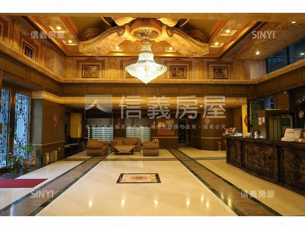 萬大線皇家˙挑高金店面房屋室內格局與周邊環境