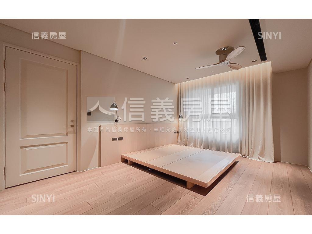 世界之匯１９Ａ三平面車位房屋室內格局與周邊環境