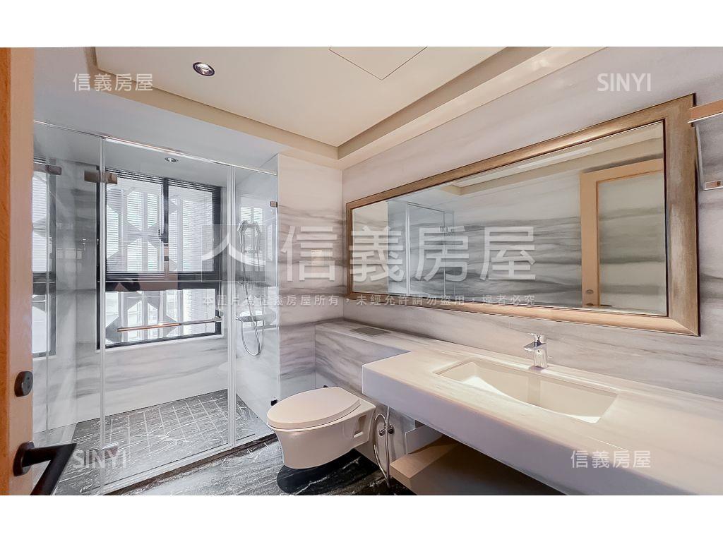 世界之匯１９Ａ三平面車位房屋室內格局與周邊環境