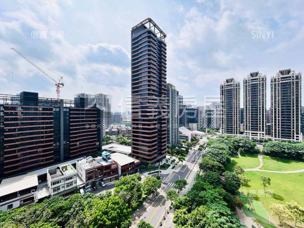 昭揚天寬稀有高樓層房屋室內格局與周邊環境