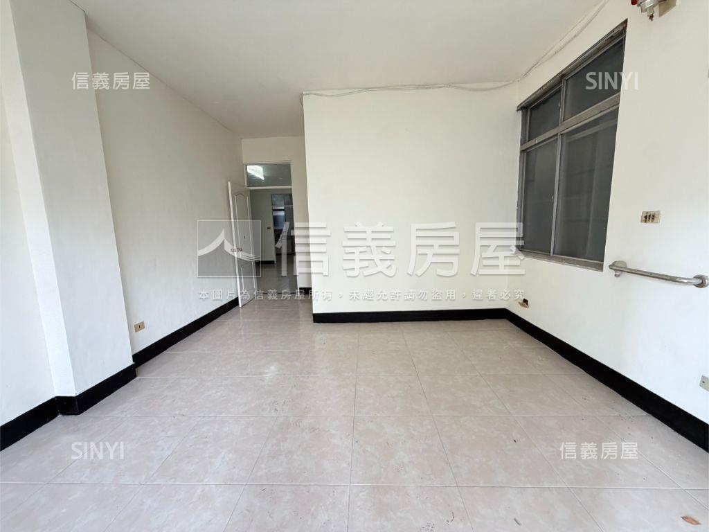 建國國小旁捷運三樓大公寓房屋室內格局與周邊環境