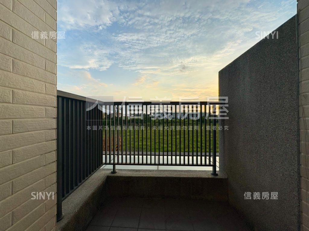 南科｜輕屋齡傳統透天房屋室內格局與周邊環境