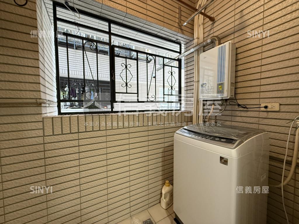 非凡經典兩房車位房屋室內格局與周邊環境