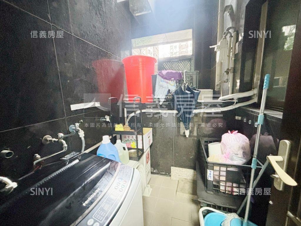 ★康樂街黃金店面房屋室內格局與周邊環境