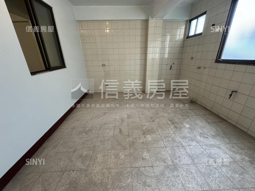 近火車站大地坪透天房屋室內格局與周邊環境