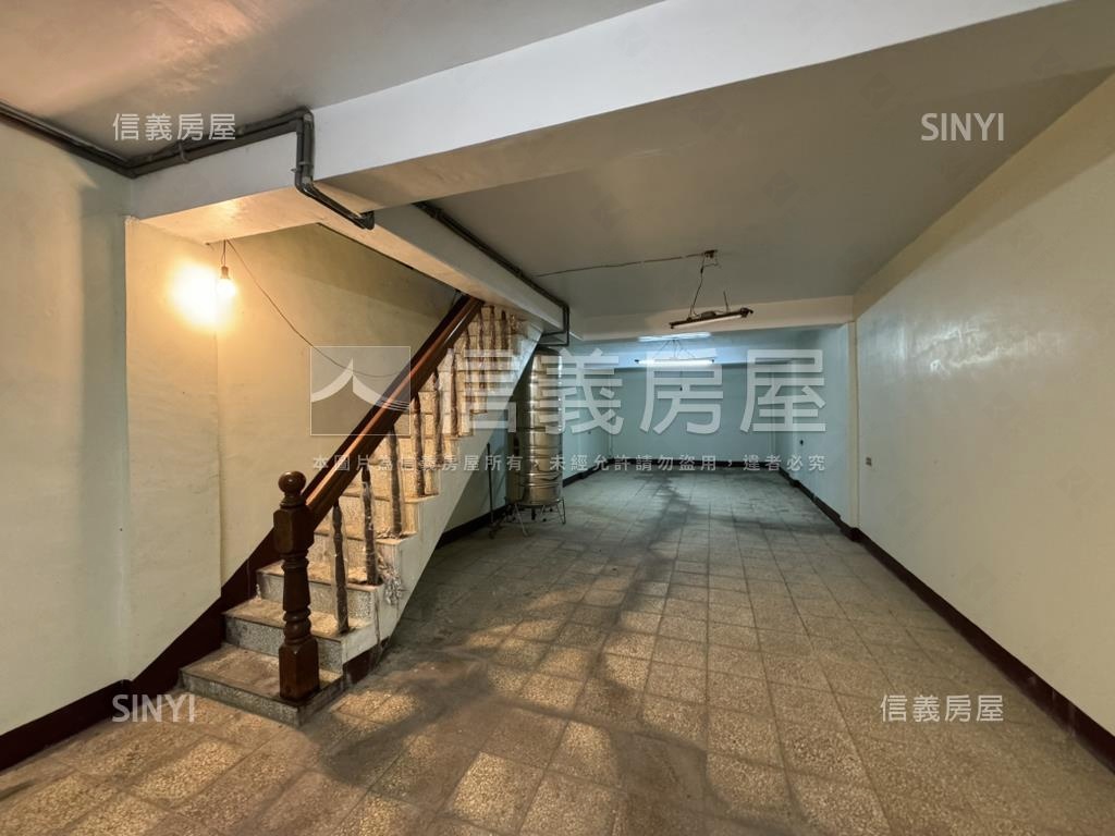 近火車站大地坪透天房屋室內格局與周邊環境