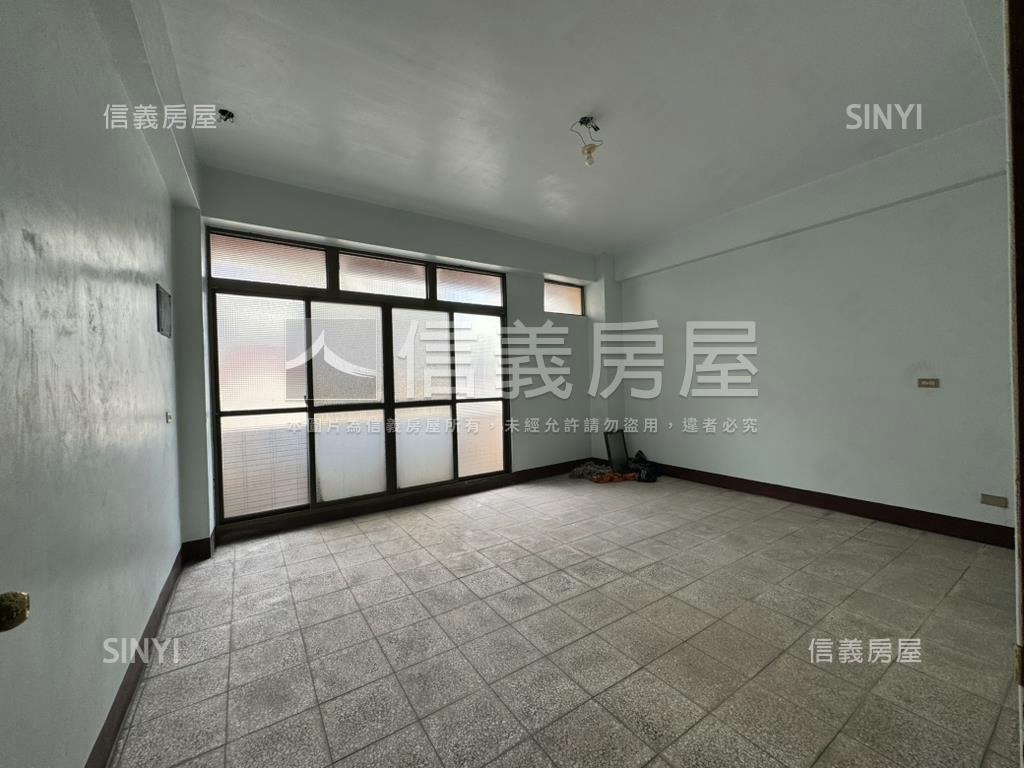 近火車站大地坪透天房屋室內格局與周邊環境