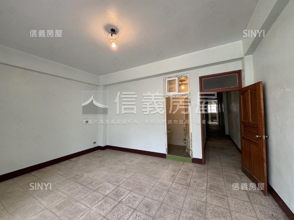 近火車站大地坪透天房屋室內格局與周邊環境