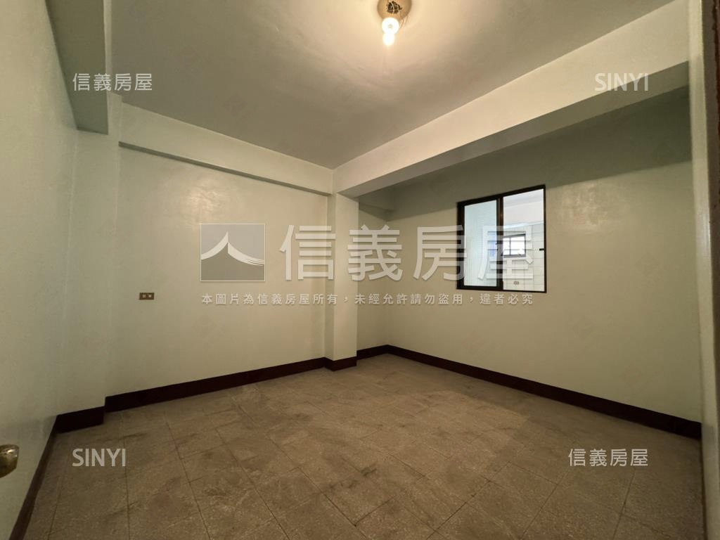 近火車站大地坪透天房屋室內格局與周邊環境