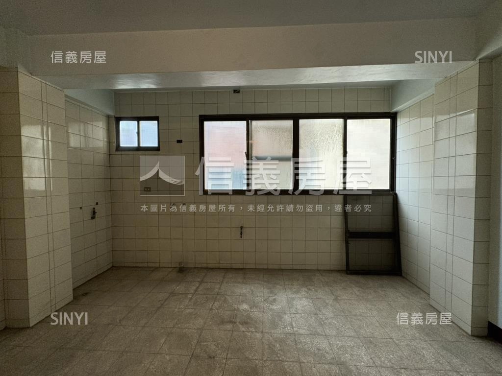 近火車站大地坪透天房屋室內格局與周邊環境
