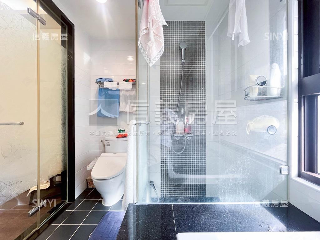 出價談！捷運２房２衛車位房屋室內格局與周邊環境