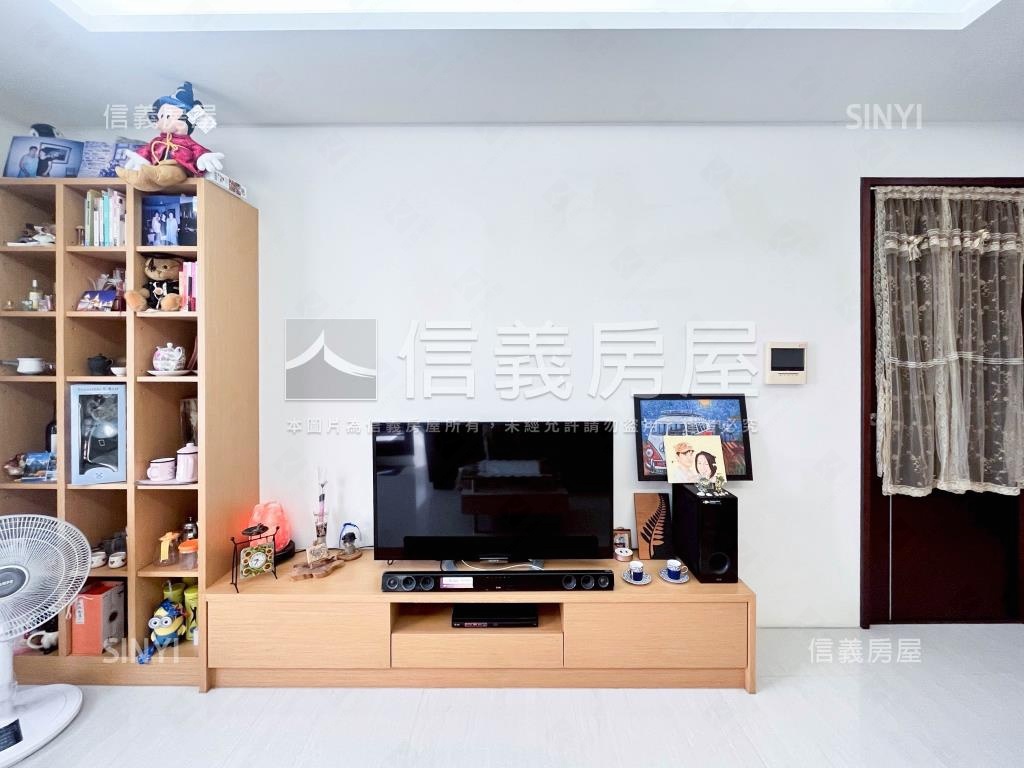 出價談！捷運２房２衛車位房屋室內格局與周邊環境