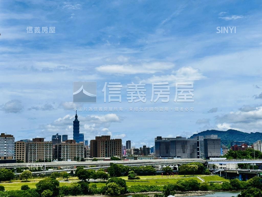 極鼎邊間電梯兩房車位房屋室內格局與周邊環境