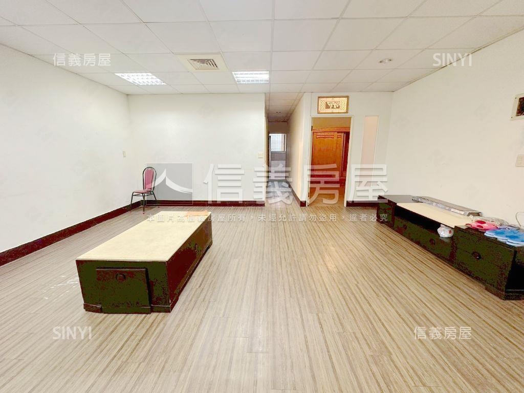 明亮近新埔捷運三房房屋室內格局與周邊環境