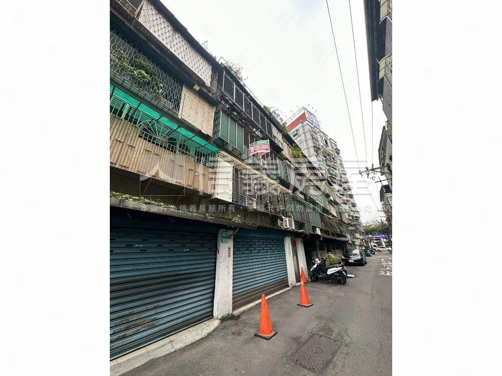 明亮近新埔捷運三房房屋室內格局與周邊環境