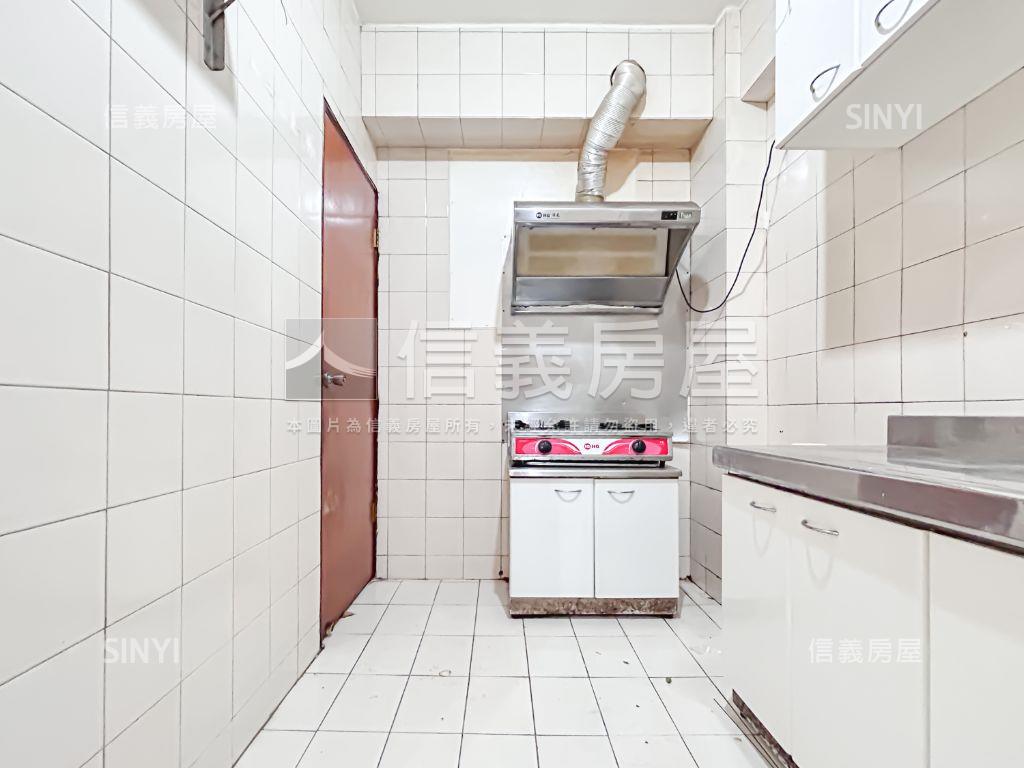 寧靜莊敬名人巷四房房屋室內格局與周邊環境