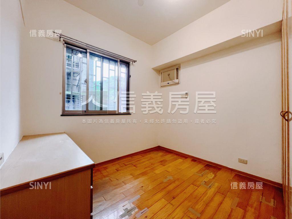 稀有【四面採光】近捷運房屋室內格局與周邊環境