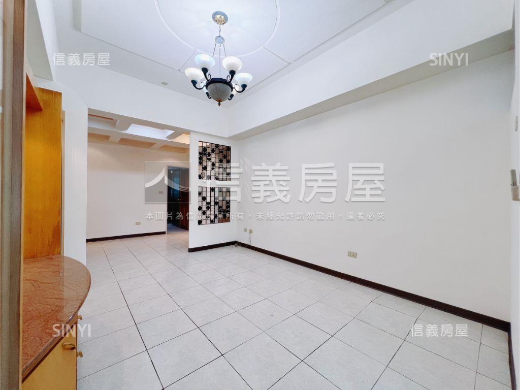 稀有【四面採光】近捷運房屋室內格局與周邊環境