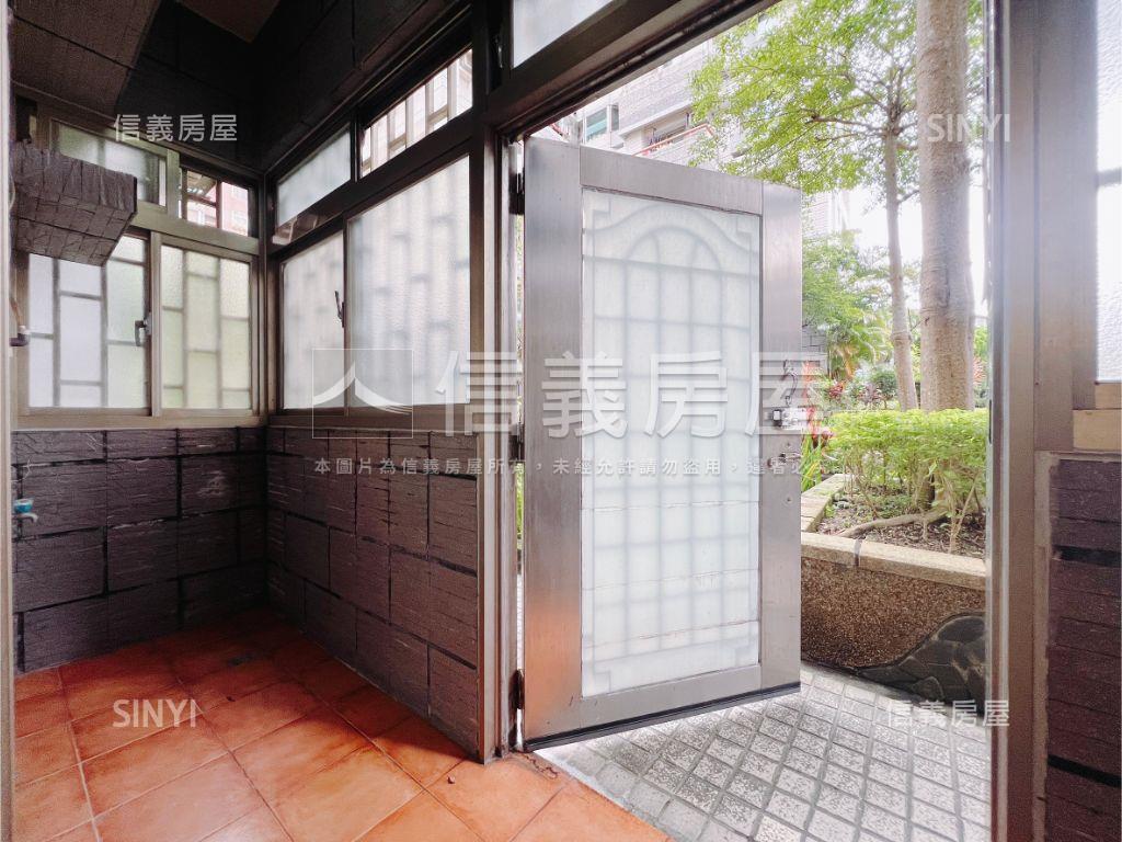 稀有【四面採光】近捷運房屋室內格局與周邊環境