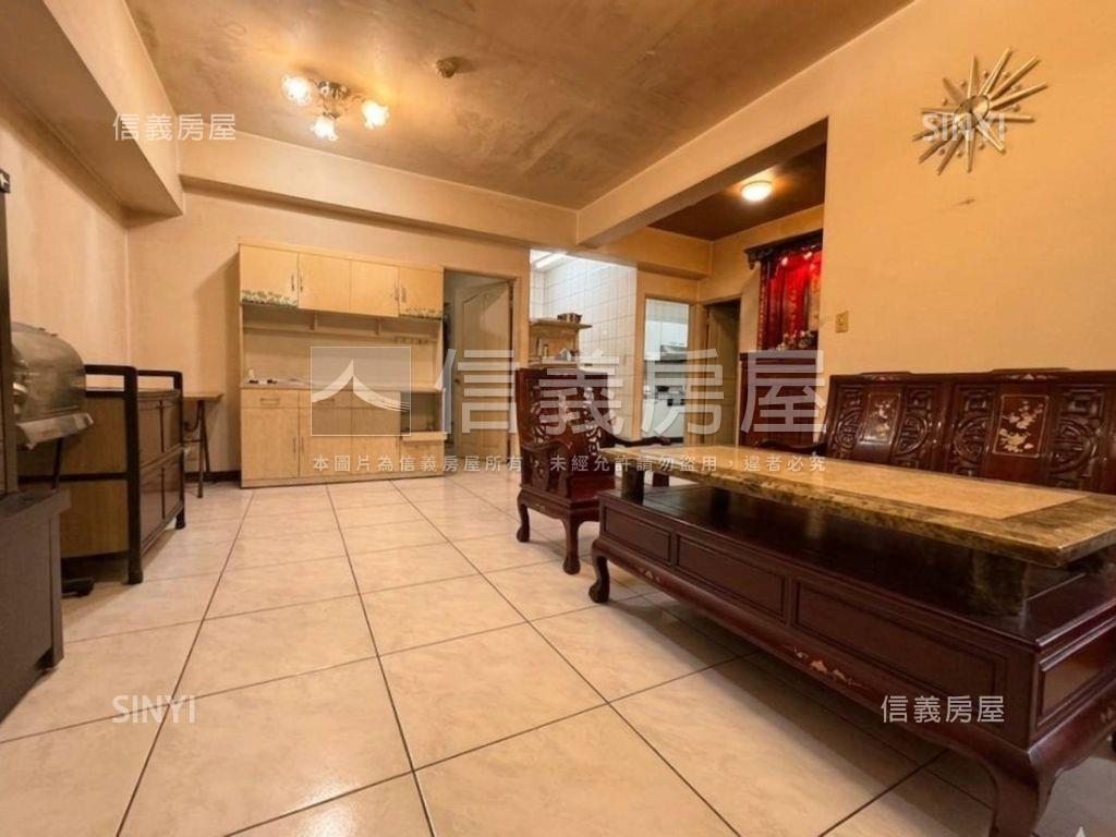 佛羅里達三房房屋室內格局與周邊環境