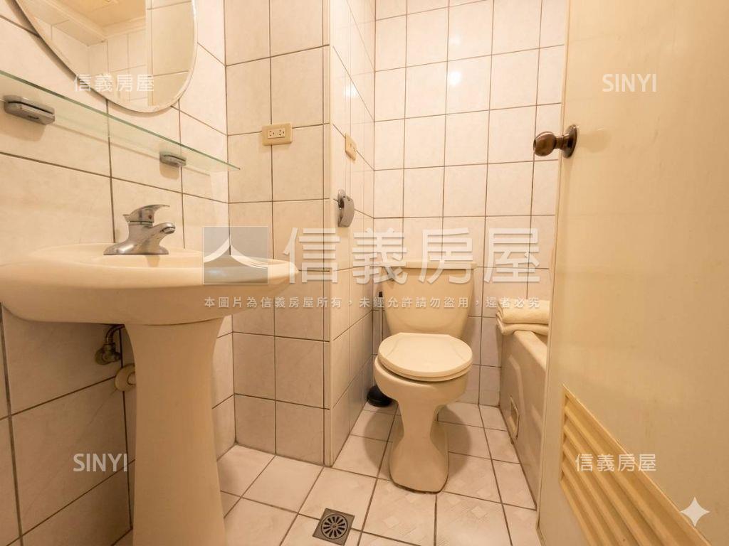 佛羅里達三房房屋室內格局與周邊環境