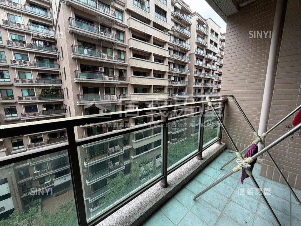 鳳翔大空間採光佳房屋室內格局與周邊環境