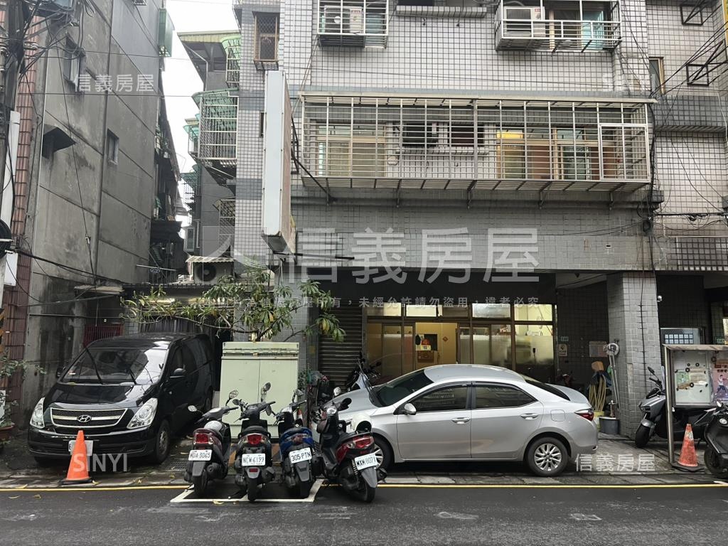 捷運～中和站金店面房屋室內格局與周邊環境
