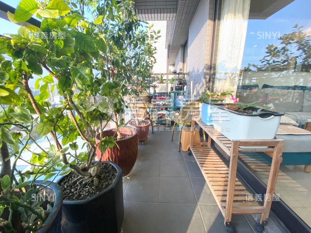 富宇四房雙主臥視野戶房屋室內格局與周邊環境