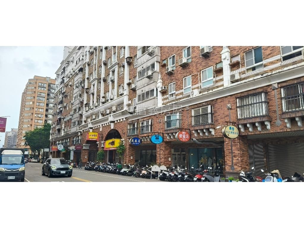 南區２房平面車位稀有釋出房屋室內格局與周邊環境