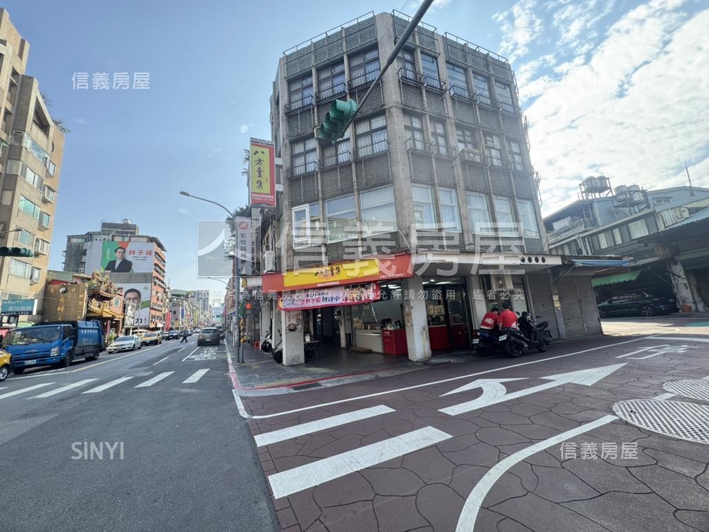 延三稀有釋出三角窗房屋室內格局與周邊環境