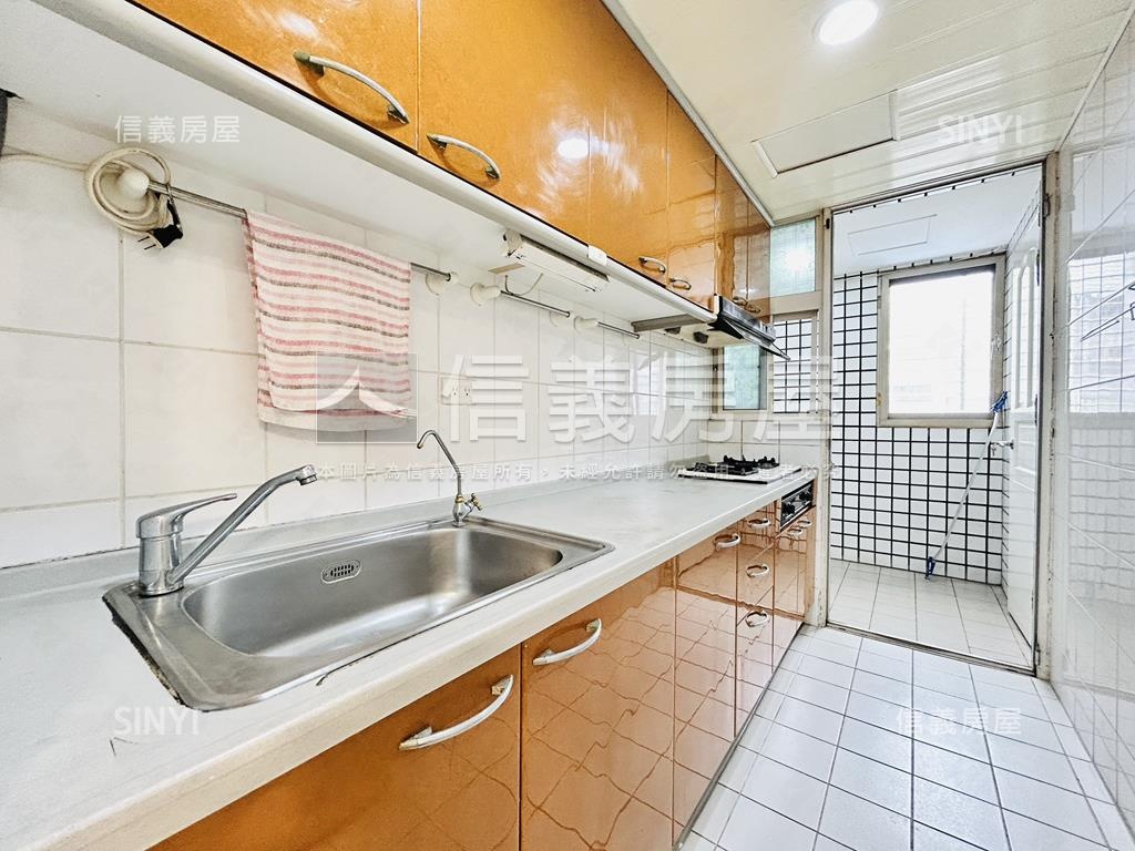 內湖財經雙星大樓房屋室內格局與周邊環境