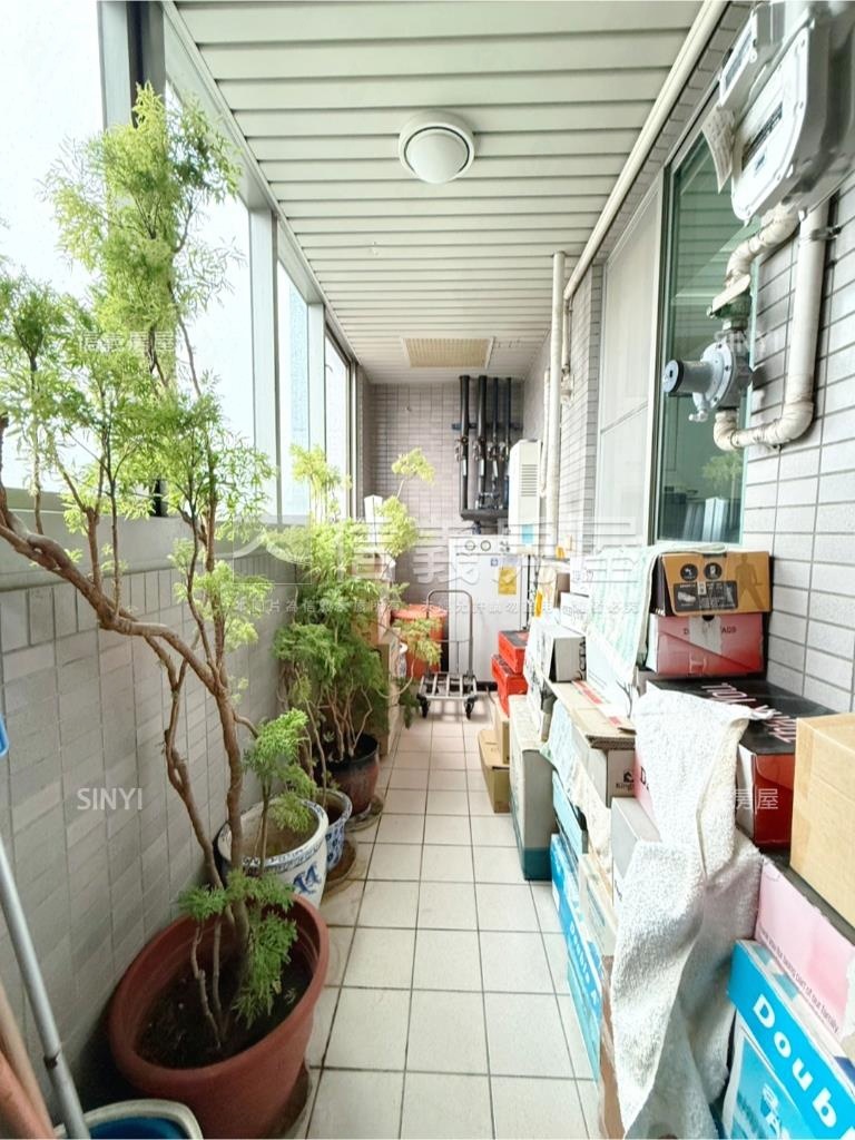 忠孝天廈高樓景觀大戶房屋室內格局與周邊環境