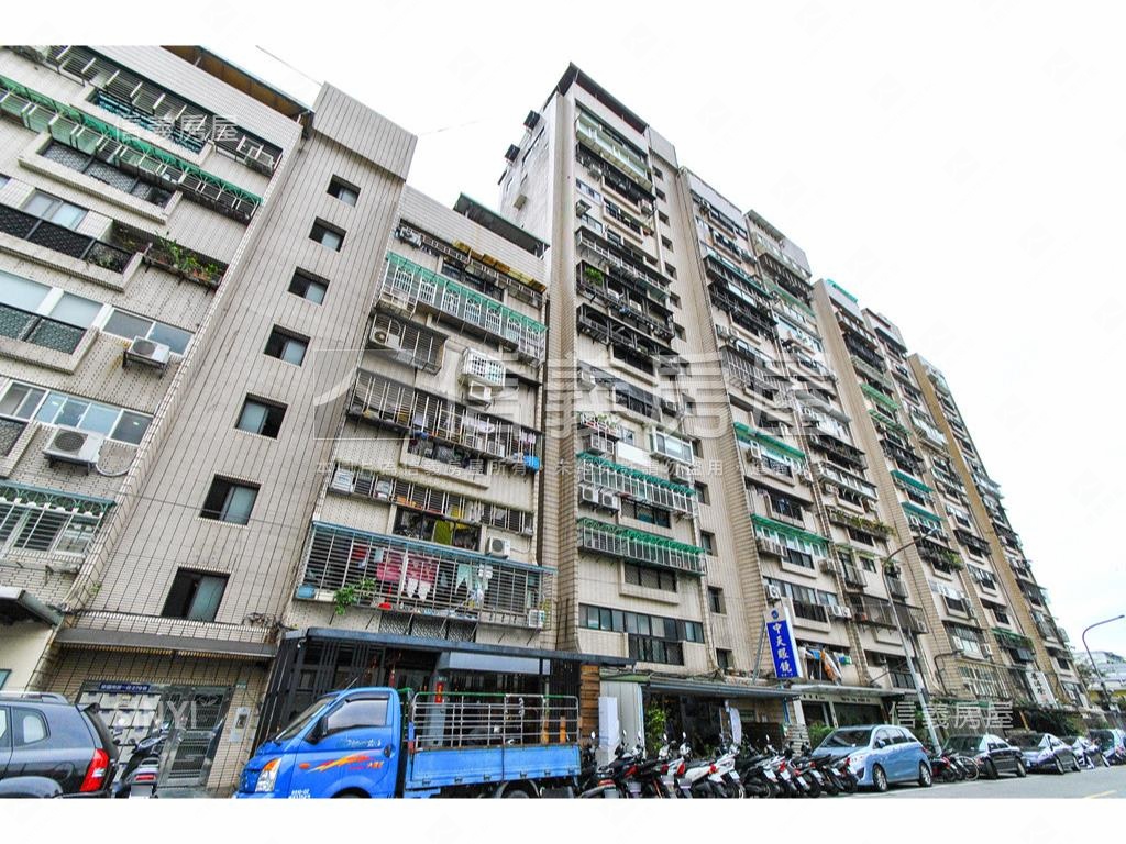 附中稀有綠景三房房屋室內格局與周邊環境