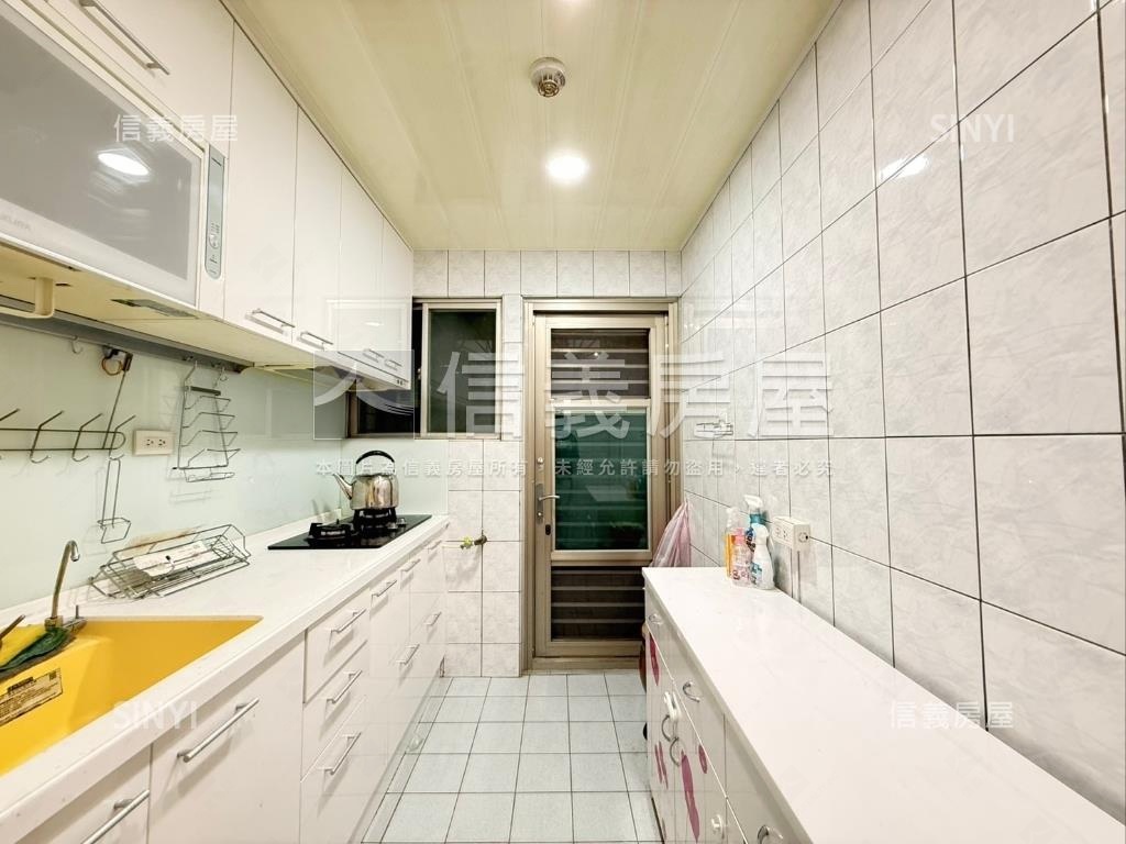 鎮板橋精美裝潢大空間房屋室內格局與周邊環境