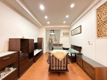 鎮板橋精美裝潢大空間